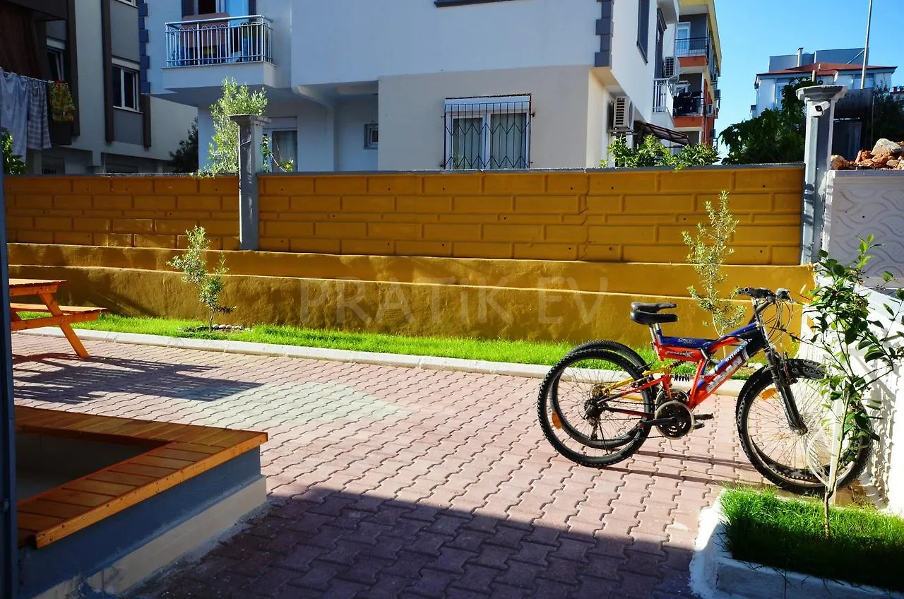 Pratik Ev Apartment Antalya 0*,  Turkey