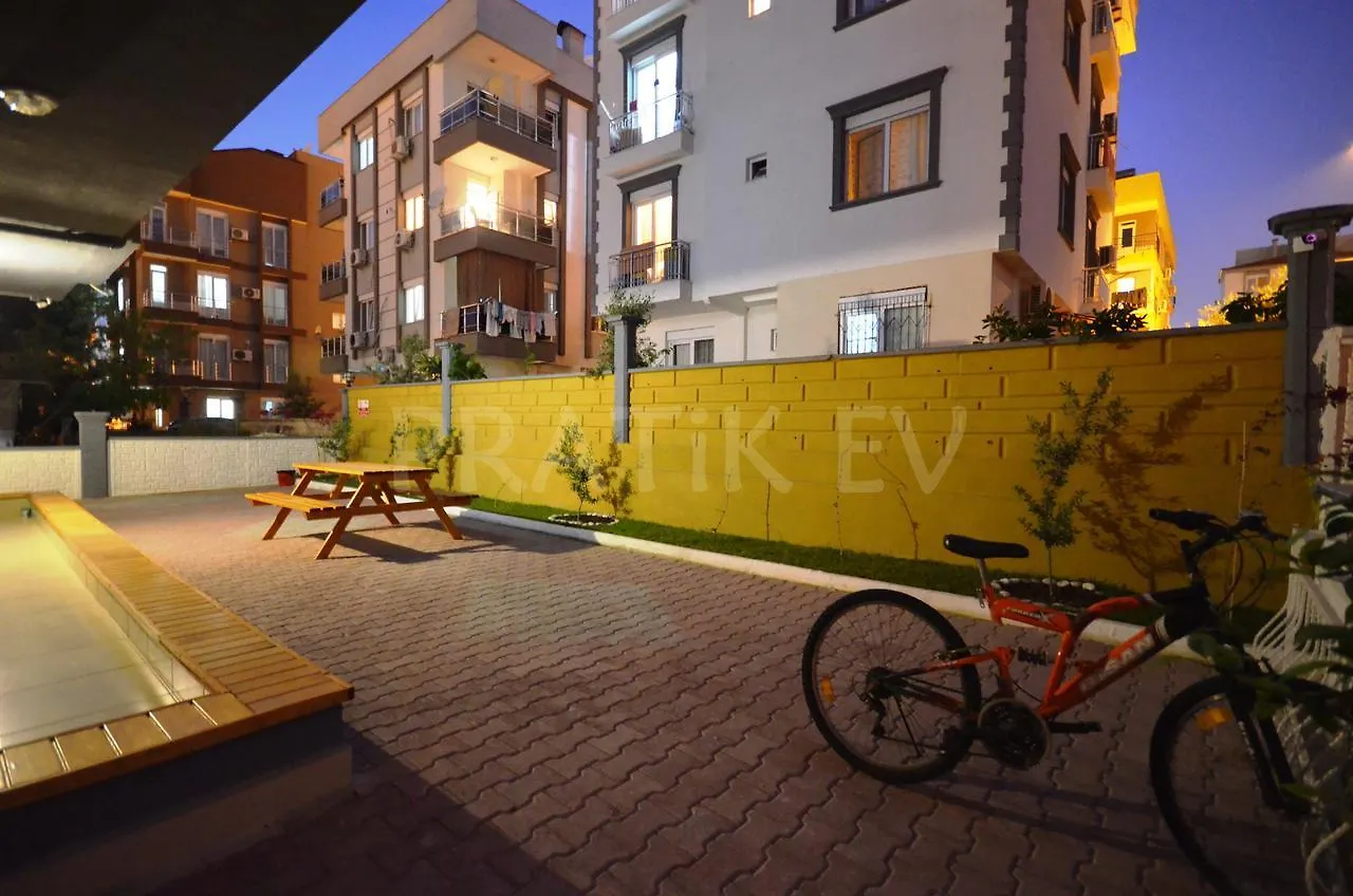 Pratik Ev Apartment Antalya